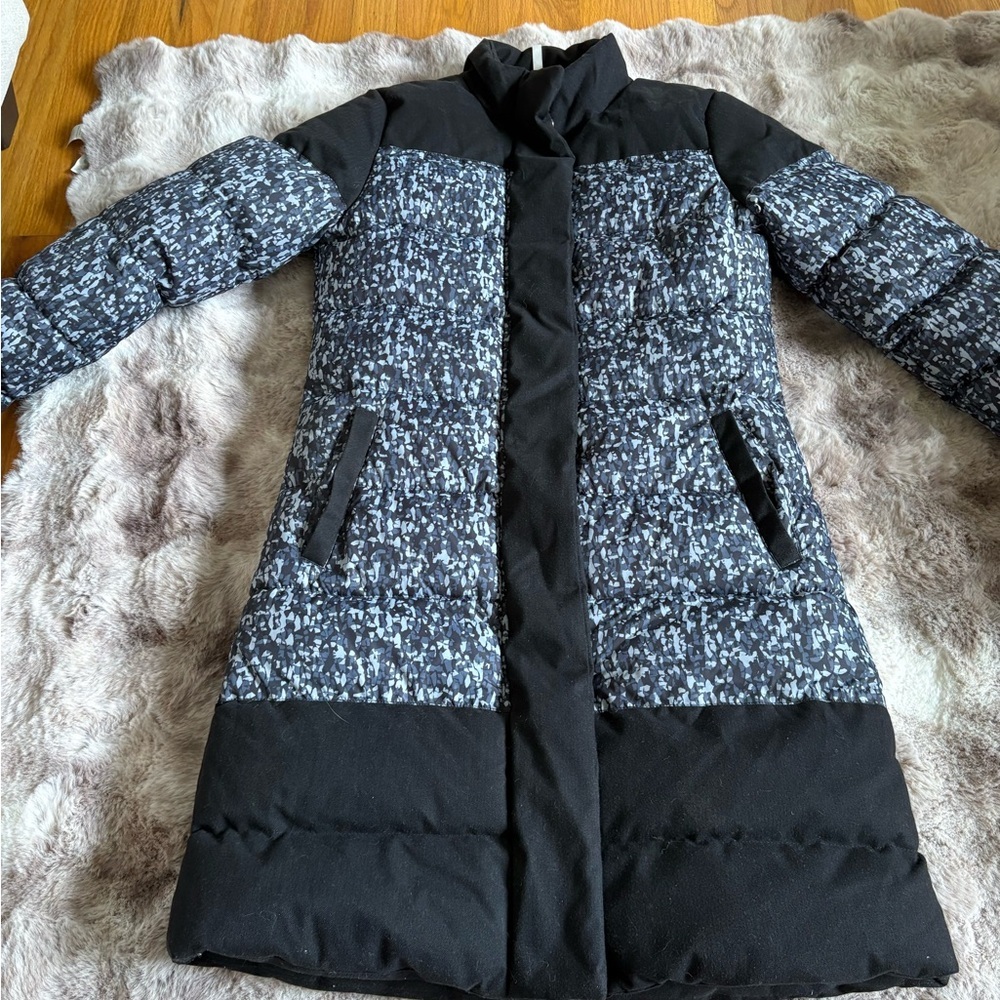 Fabletics Waco Black And Gray Patterned Puffer Ja… - image 6